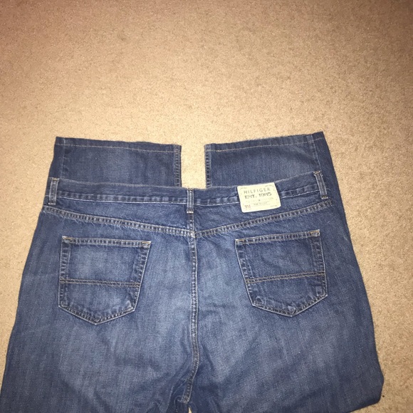Tommy Hilfiger Jeans - Picture 8 of 8